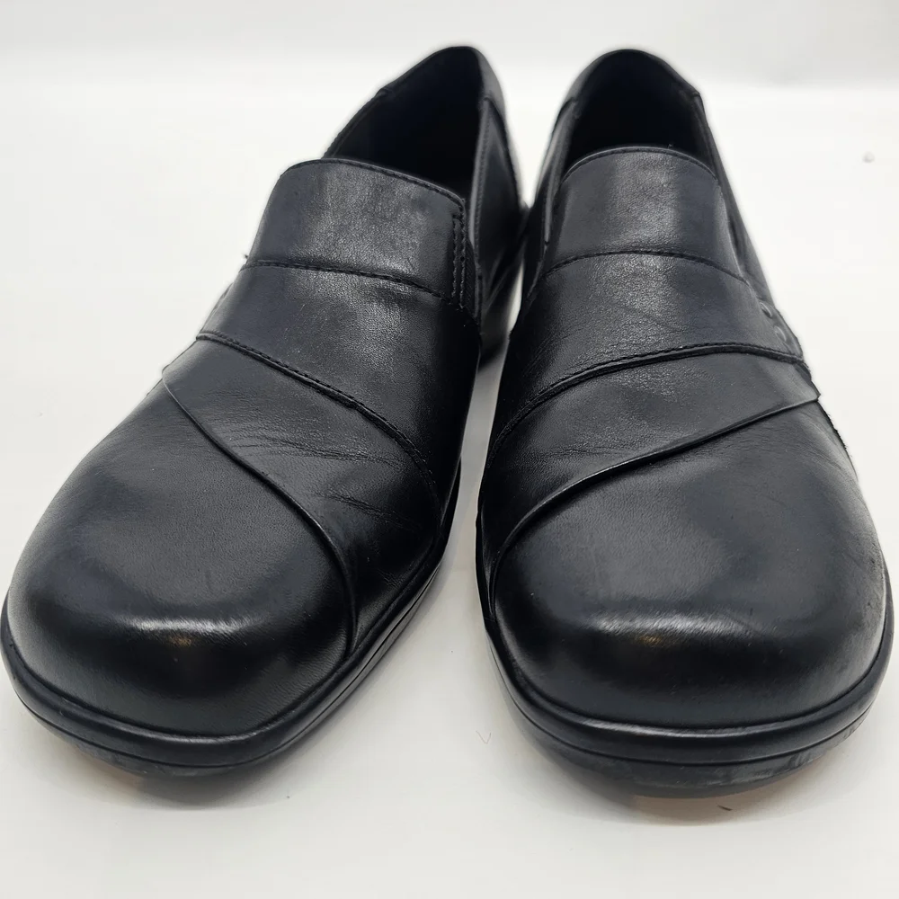 Clarks May Marigold Slip-On Loafer 9 Excellent